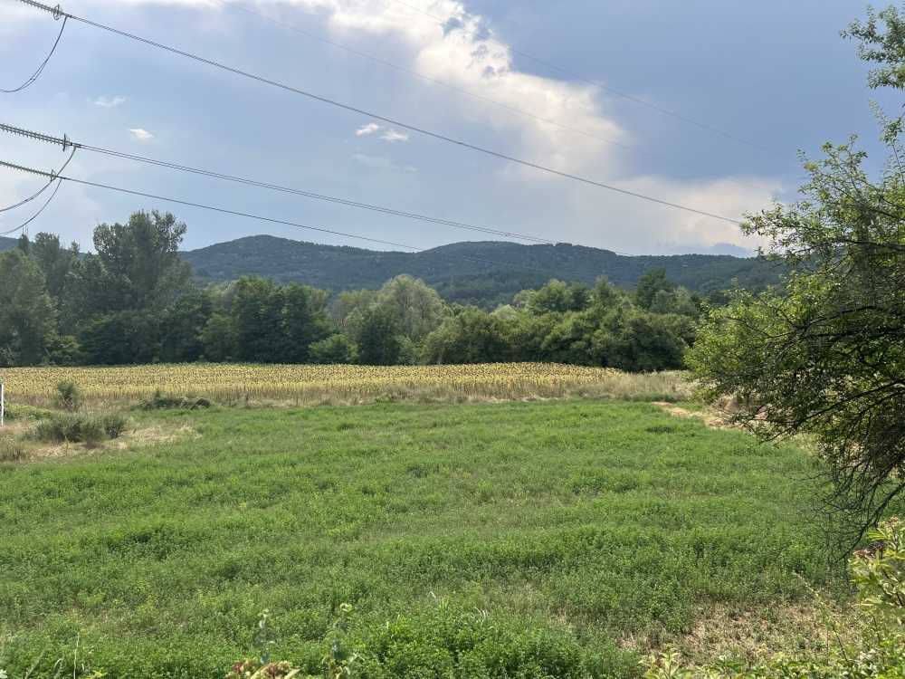 Земеделски имот Мирково