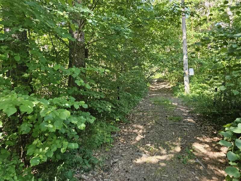 Земеделски имот Широки дол