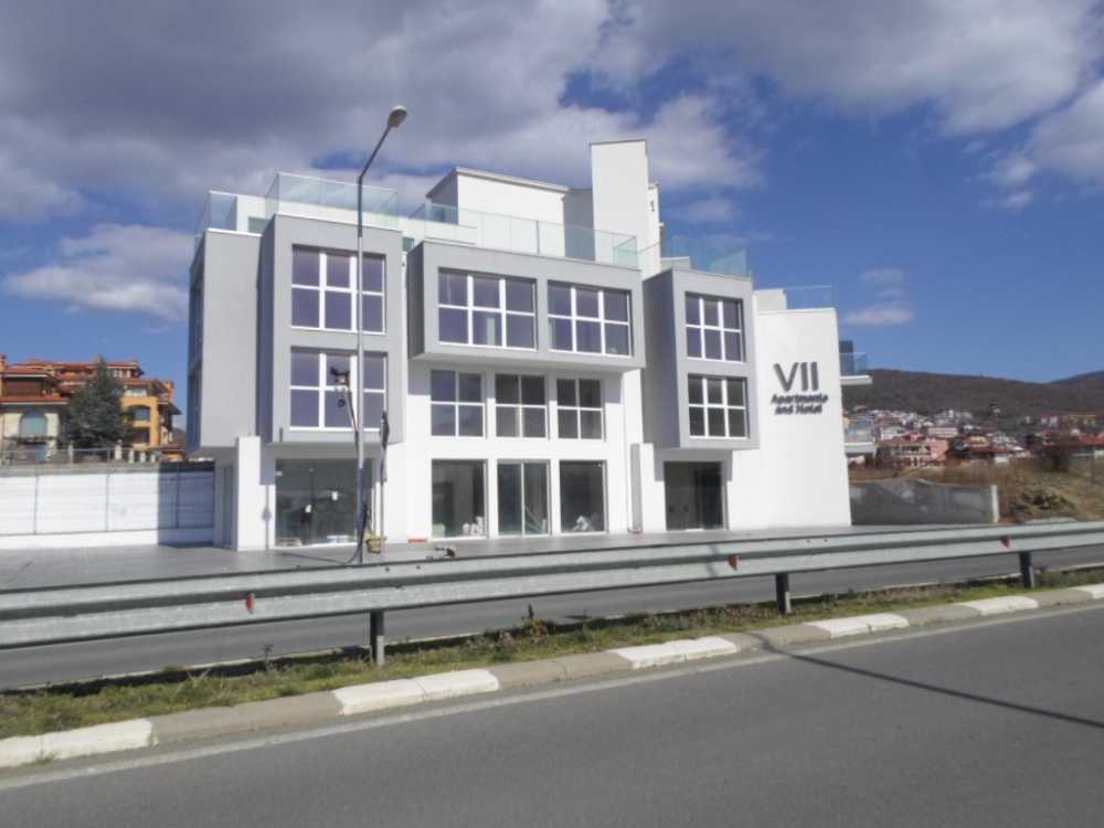 Търговски имот Свети Влас