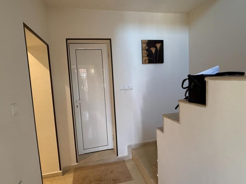 Парцел с къща Бургас