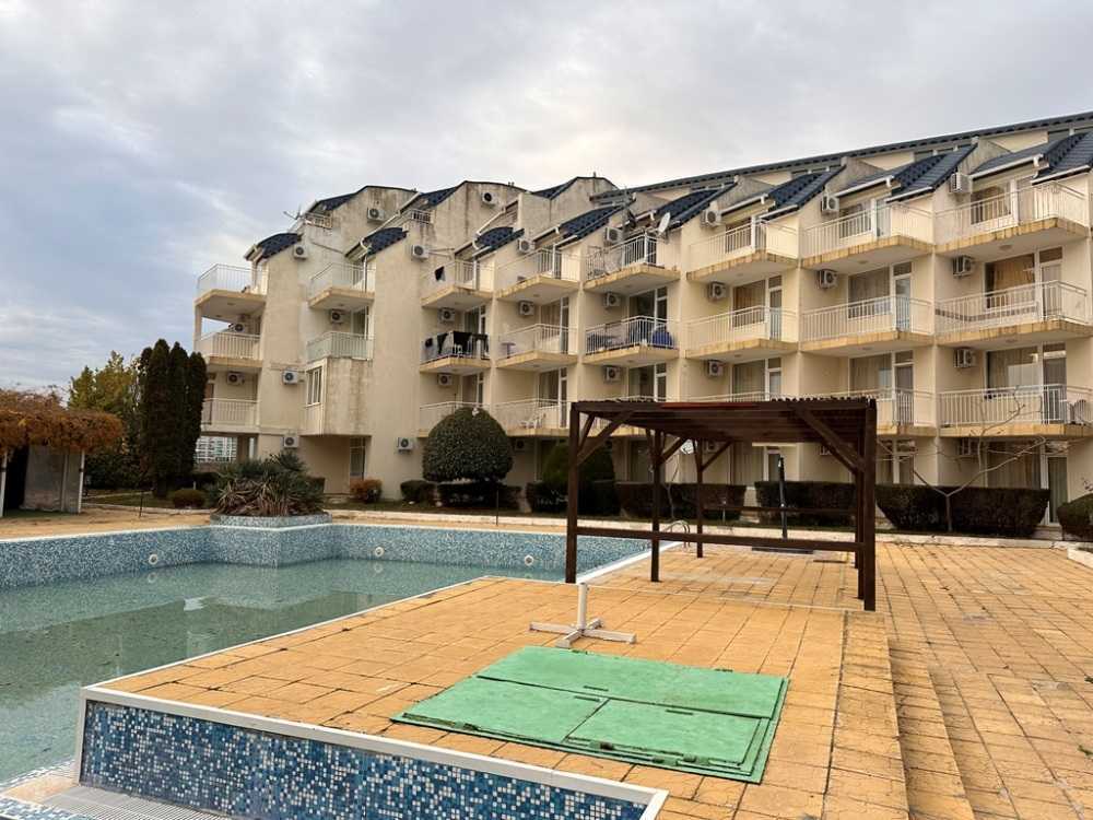 Двустаен апартамент Равда