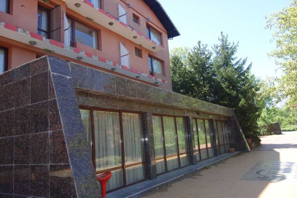 Хотел Свищов