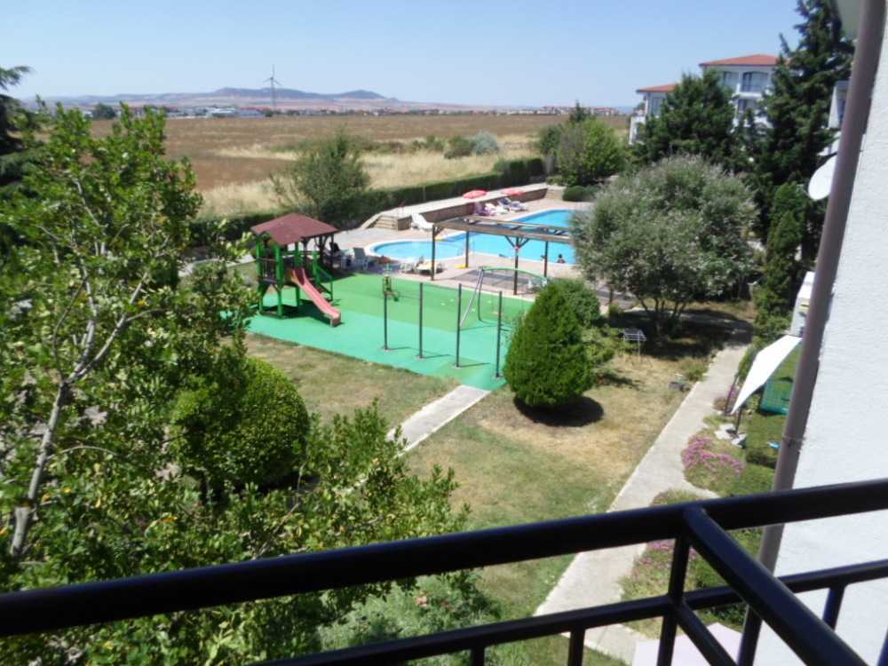 Двустаен апартамент Равда