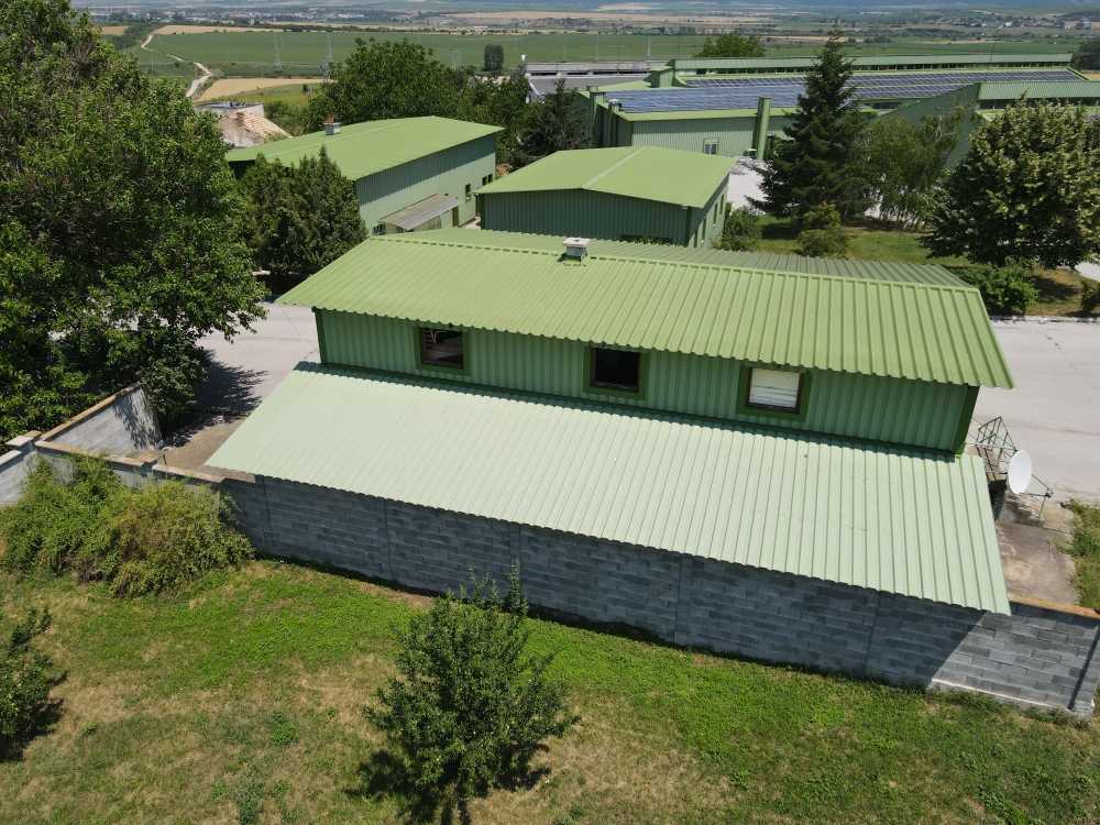 Производствен имот Каспичан