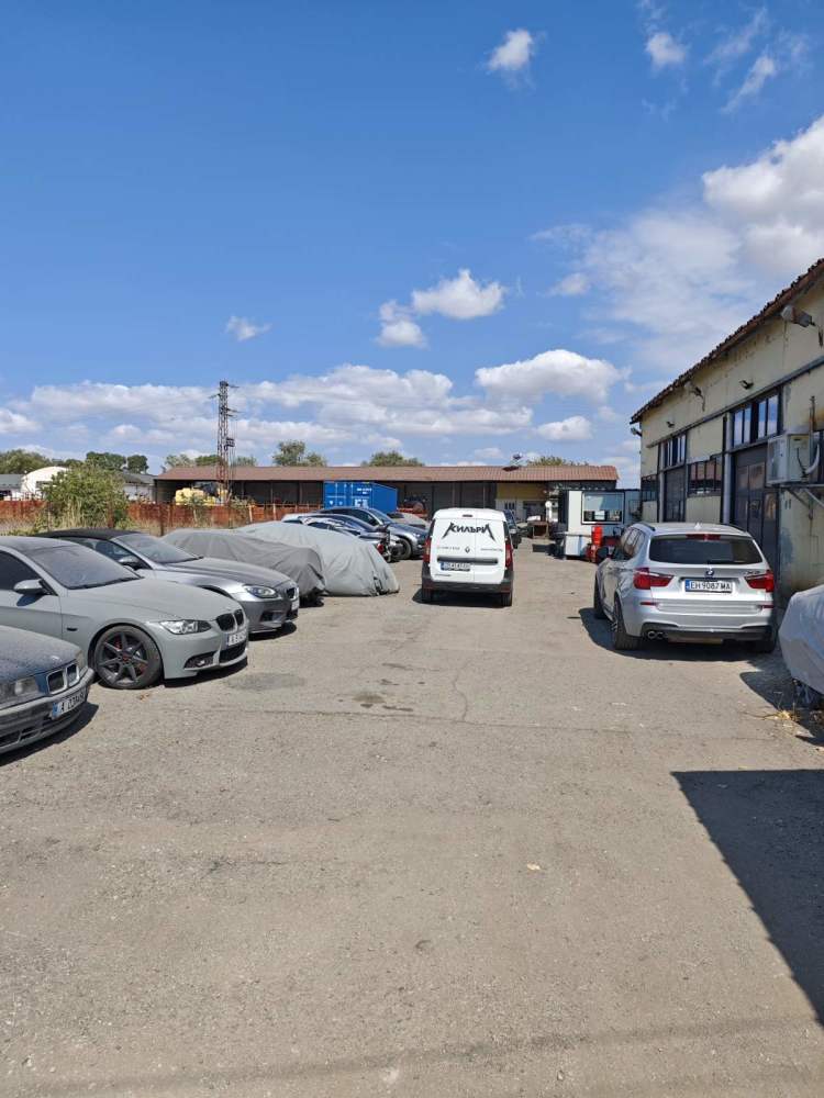 Производствен имот Бургас