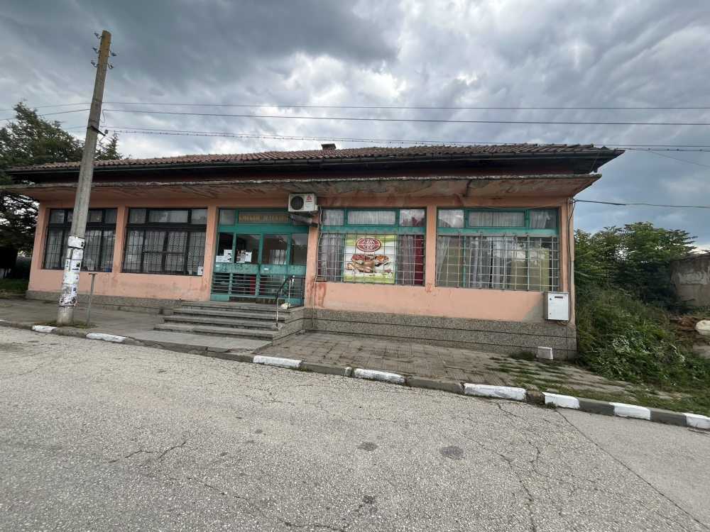 Магазин Дъбован