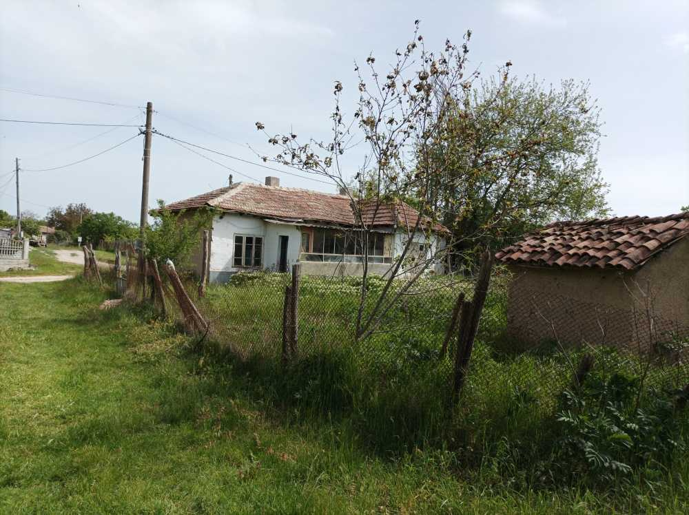 Парцел с къща Къпиново