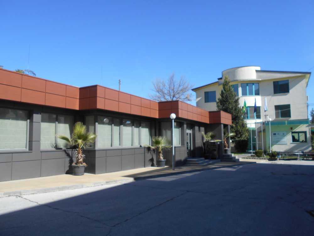 Производствен имот Пещера