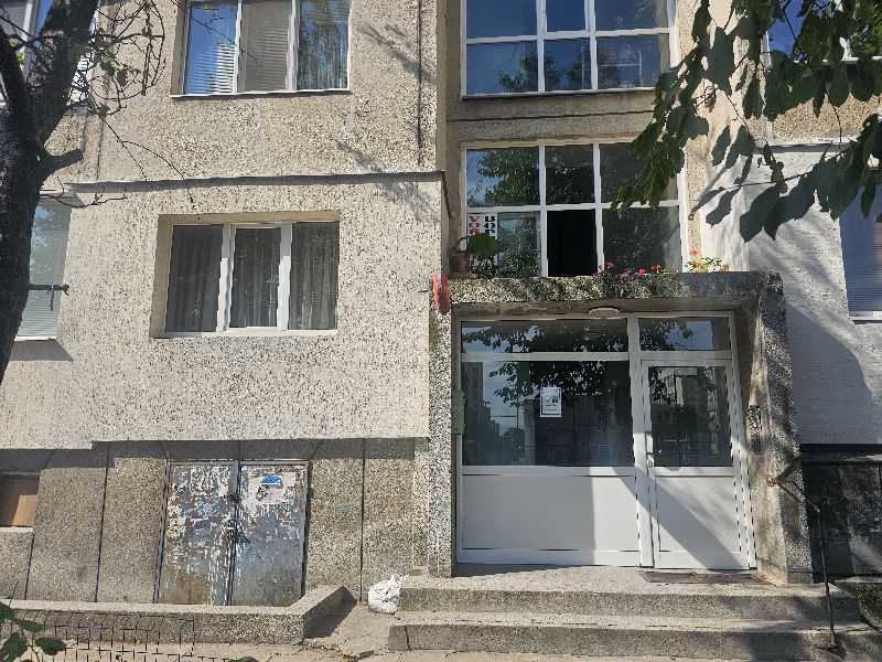 Двустаен апартамент София