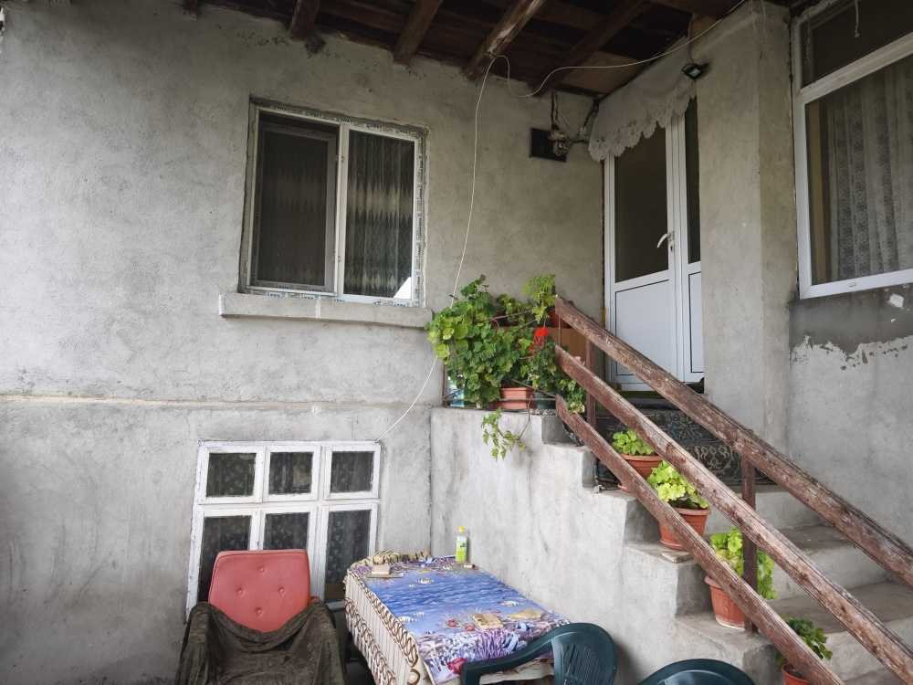 Парцел с къща Каолиново