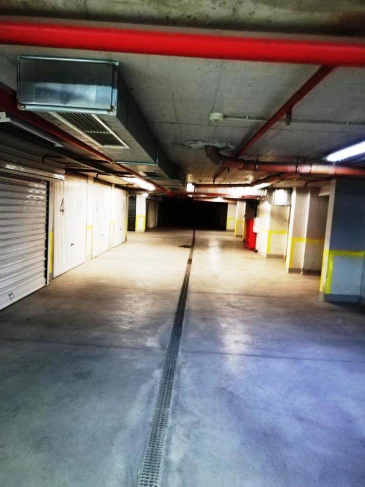 Гараж София