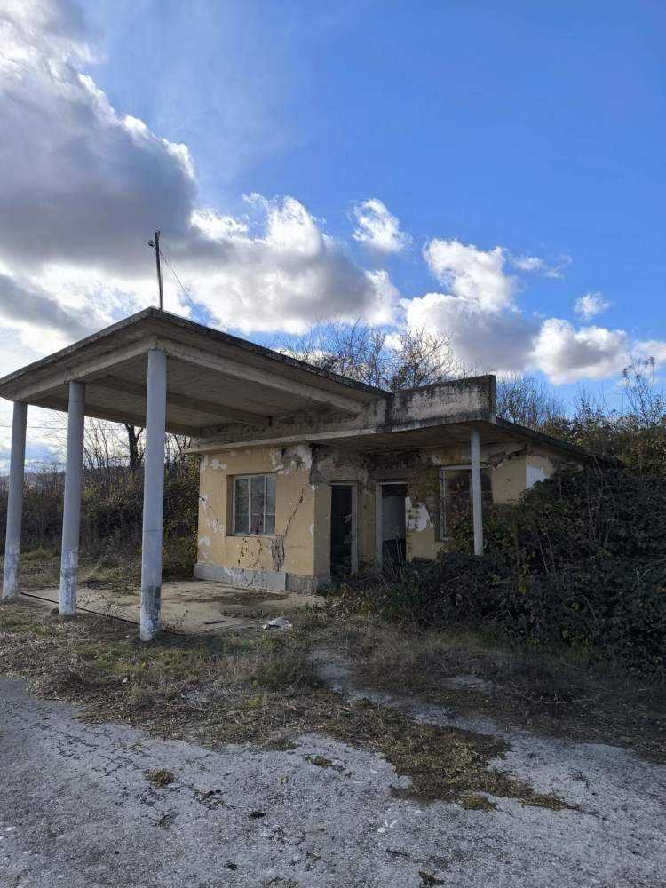 Производствен имот Торос