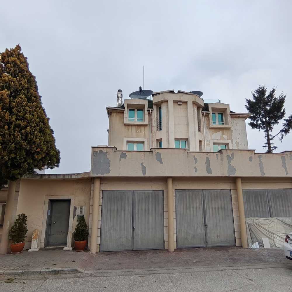 Парцел с къща Пловдив