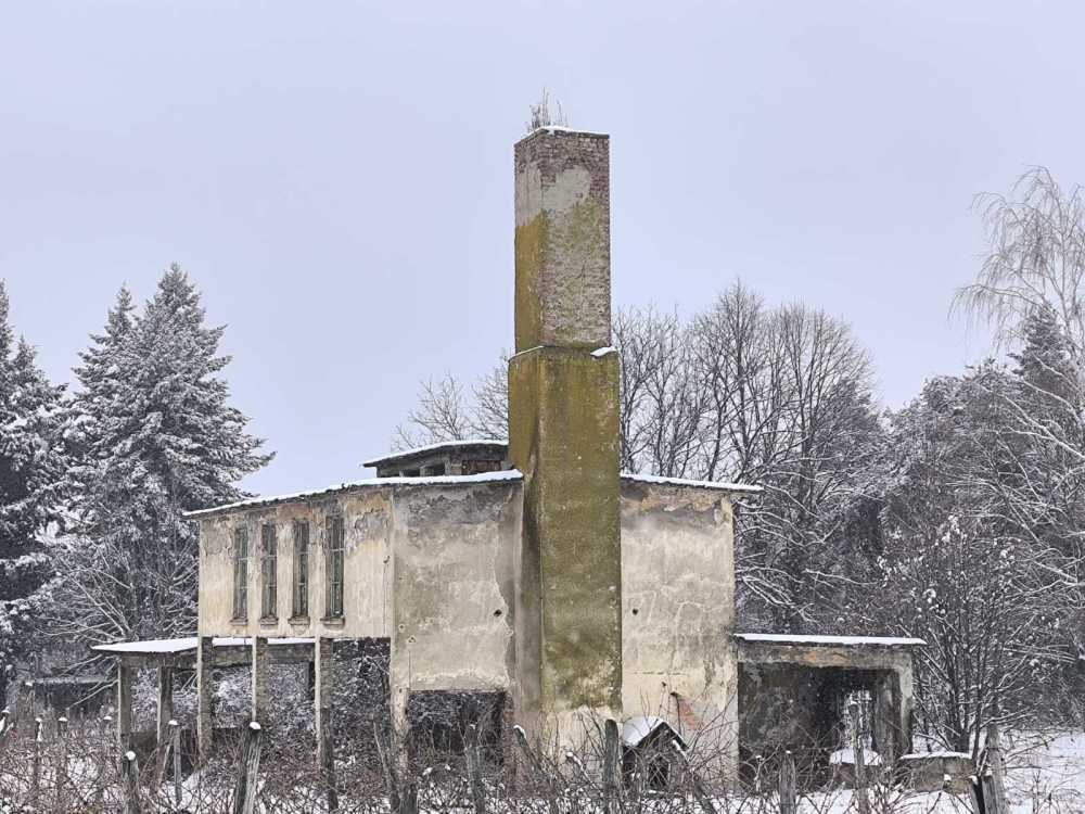 Производствен имот Александрово
