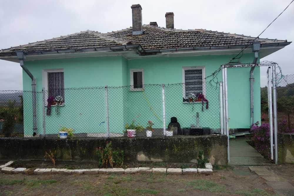 Парцел с къща Асеново