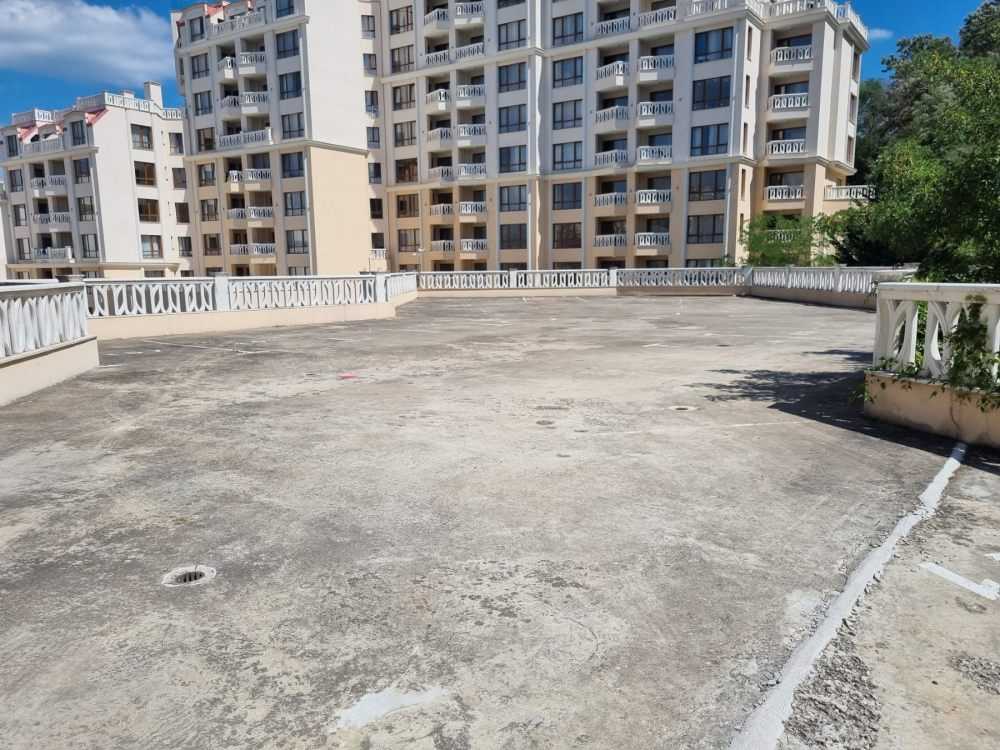 Паркомясто Варна