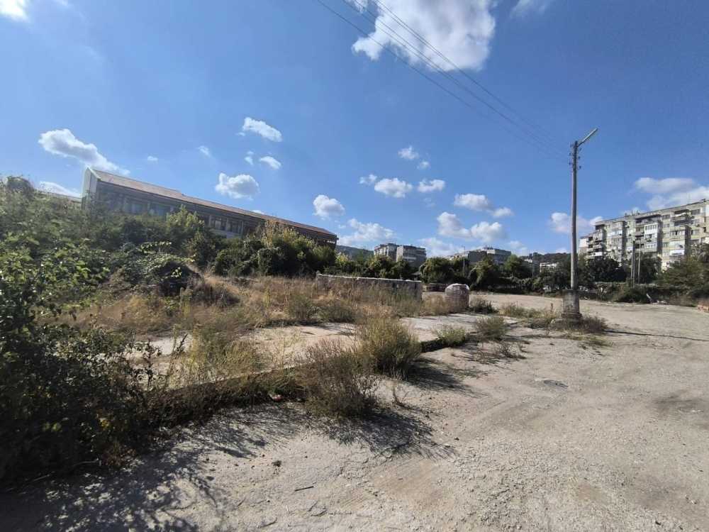 Парцел Ловеч