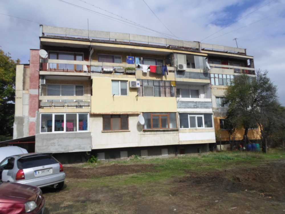 Двустаен апартамент Средец