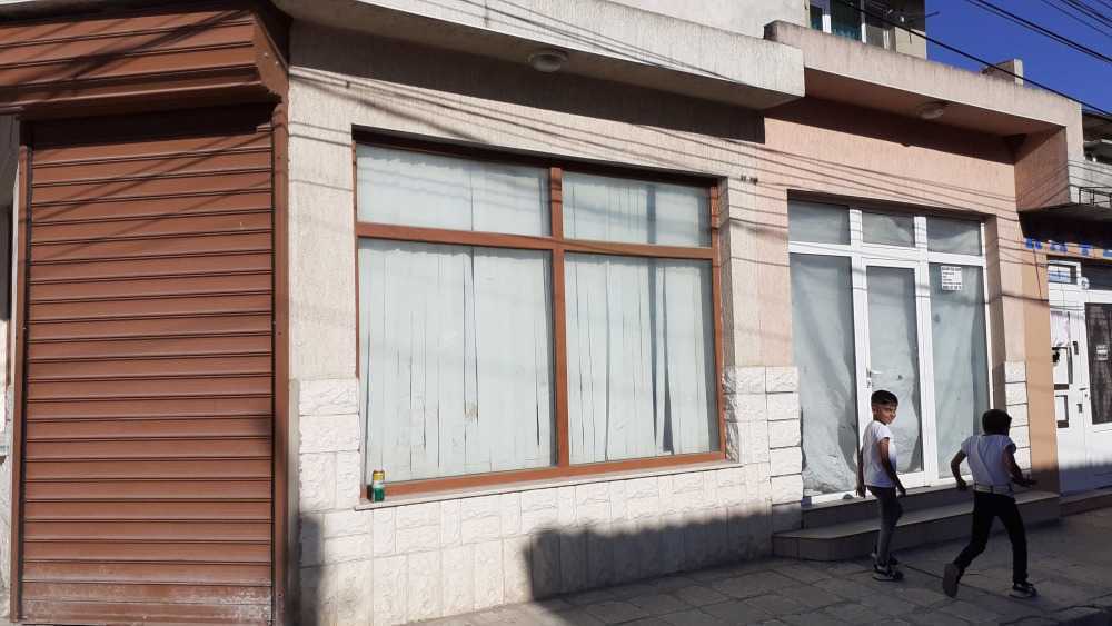 Търговски имот Айтос