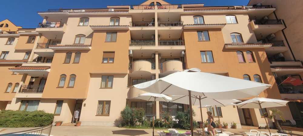 Двустаен апартамент Несебър