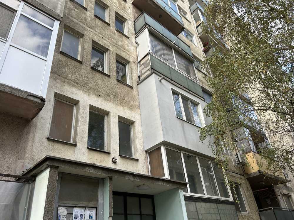 Двустаен апартамент в Севлиево, гр. Севлиево, ж.к. Митко Палаузов, бл.3, вх. В, ет.3, ап.9