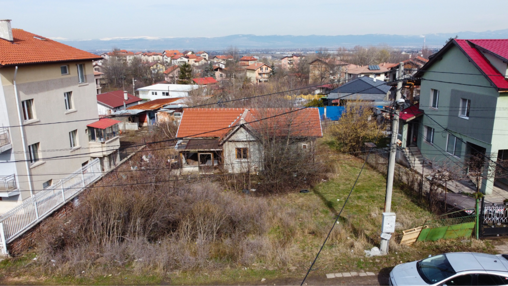Къща с парцел в София, гр. София, Район Люлин, ул. Трети Март № 28