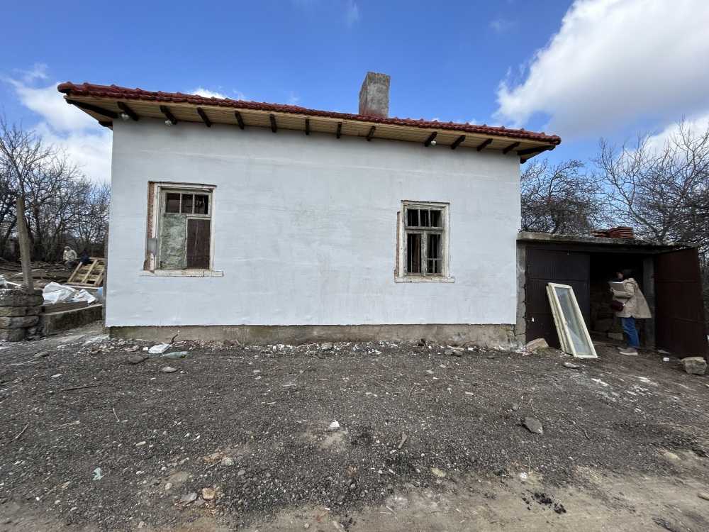 Парцел с къща в Ново село, с. Ново село, общ. Велико Търново