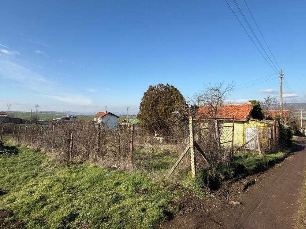 Парцел с къща в Бургас, гр.Бургас, с.о. Острицата, №2, ул. 27-ма