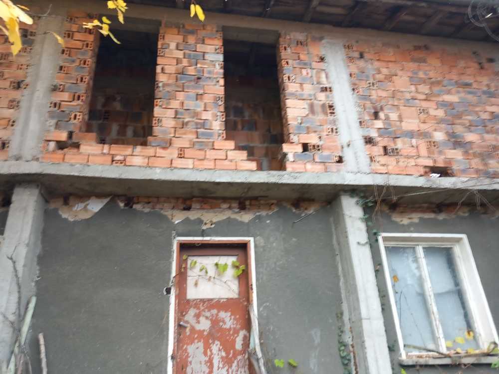 Парцел с къща в Свищов, ул.54 Мински полк № 6