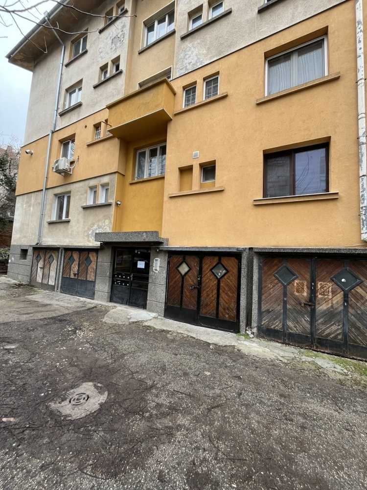 Гараж в Плевен, ул. "Стара планина", № 11, ет. 0, гараж 9