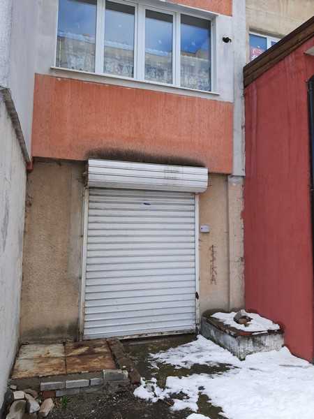 Магазин в София, ж.к. Овча Купел, бл.404, вх.А