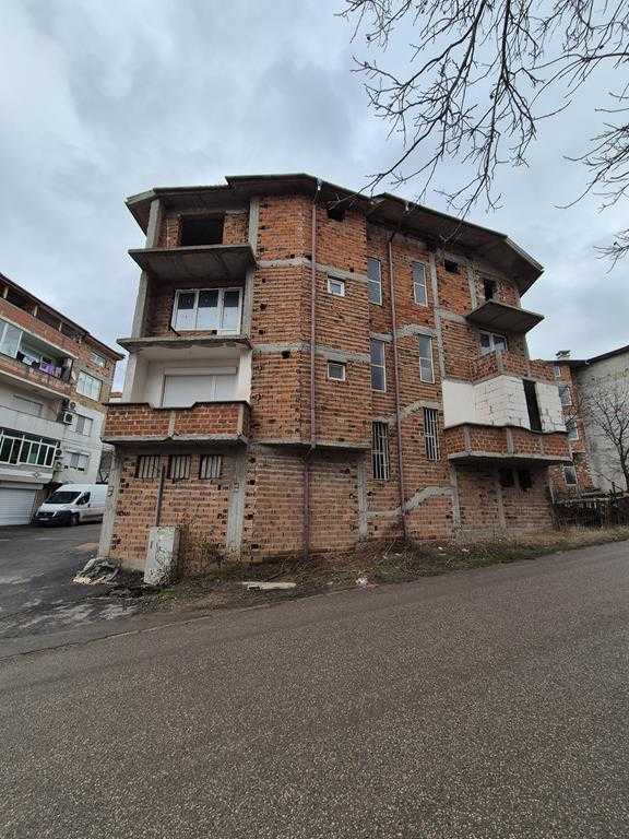 Жилищна сграда в Хасково, ул. Златоград