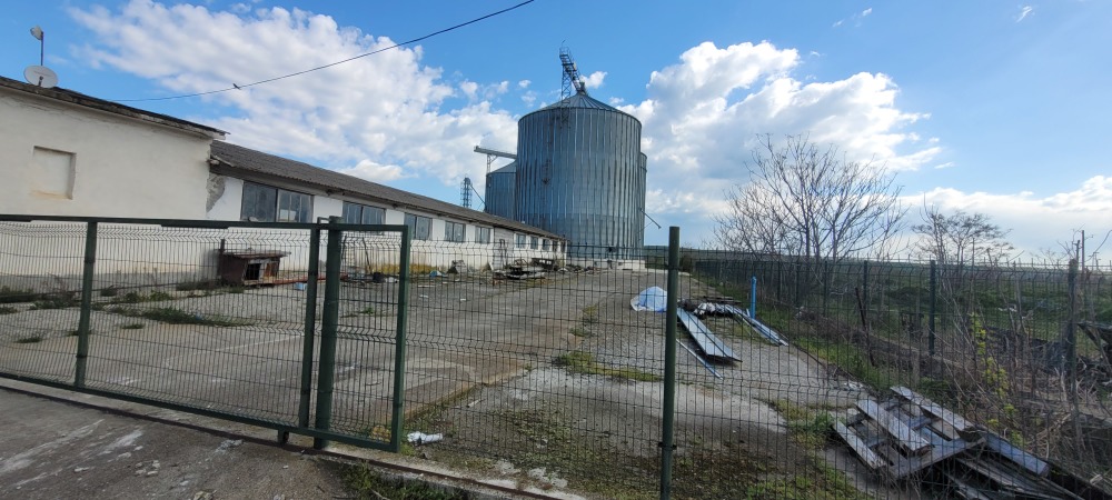 Други в Бургас, гр. Бургас, кв. Ветрен