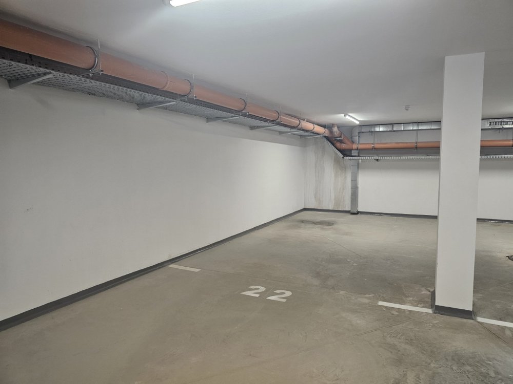 Паркомясто в Варна, гр. Варна, п.к. 9000, ж.к. СВЕТИ НИКОЛА - ГОЛФ КЛУБ, бл. 9, ет. -1
