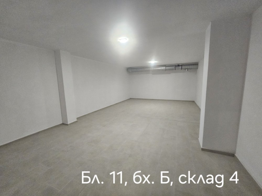 Склад в Варна, гр. Варна, п.к. 9000, ж.к. СВЕТИ НИКОЛА ГОЛФ КЛУБ, бл. 11, вх. Б. ет. -3