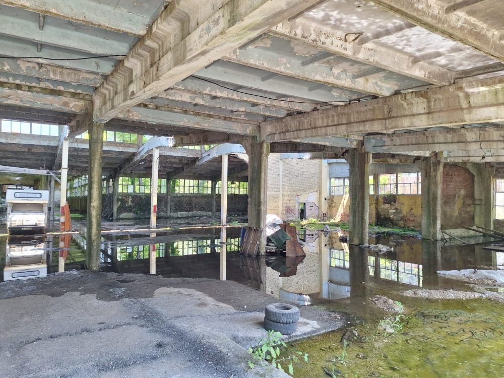 Производствен имот в Тетевен, ул. "Вършец"