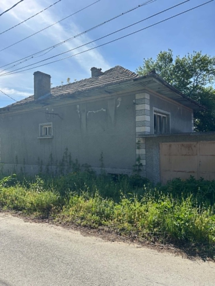 Парцел с къща в Иваново, гр. Русе, ул.”Георги Сава Раковски" № 13