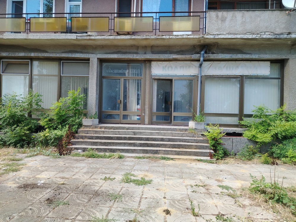 Други в Добрич, ул. Пионерска №6, вх.В