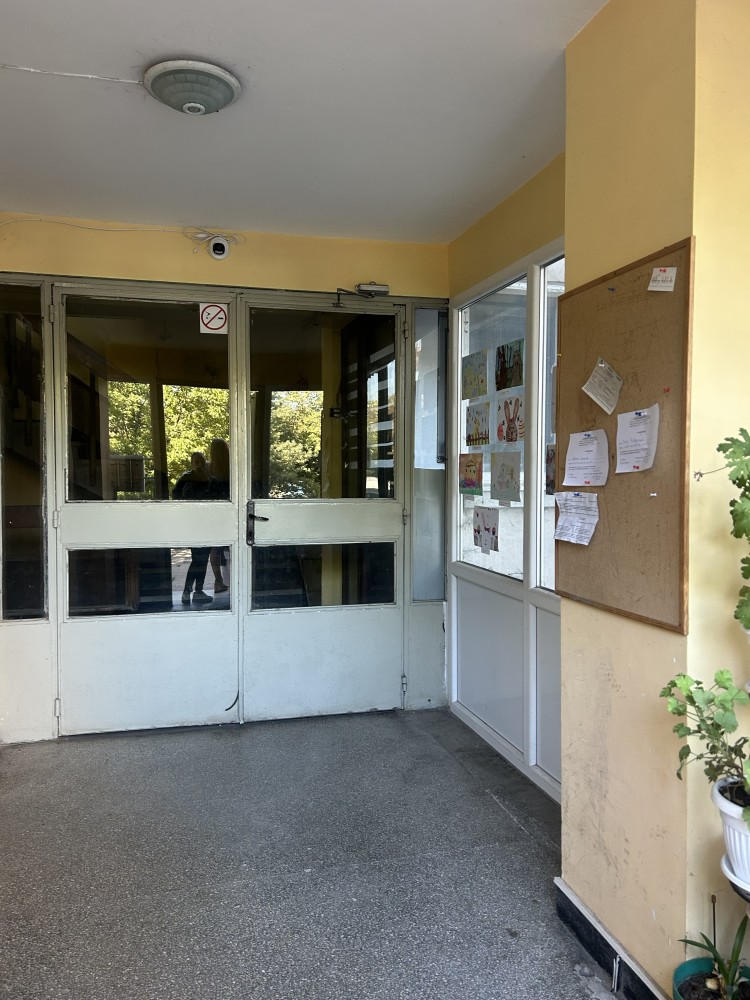 Тристаен апартамент в София, ул. "Гео Милев" № 116, бл. 57, ет. 7, ап. 34