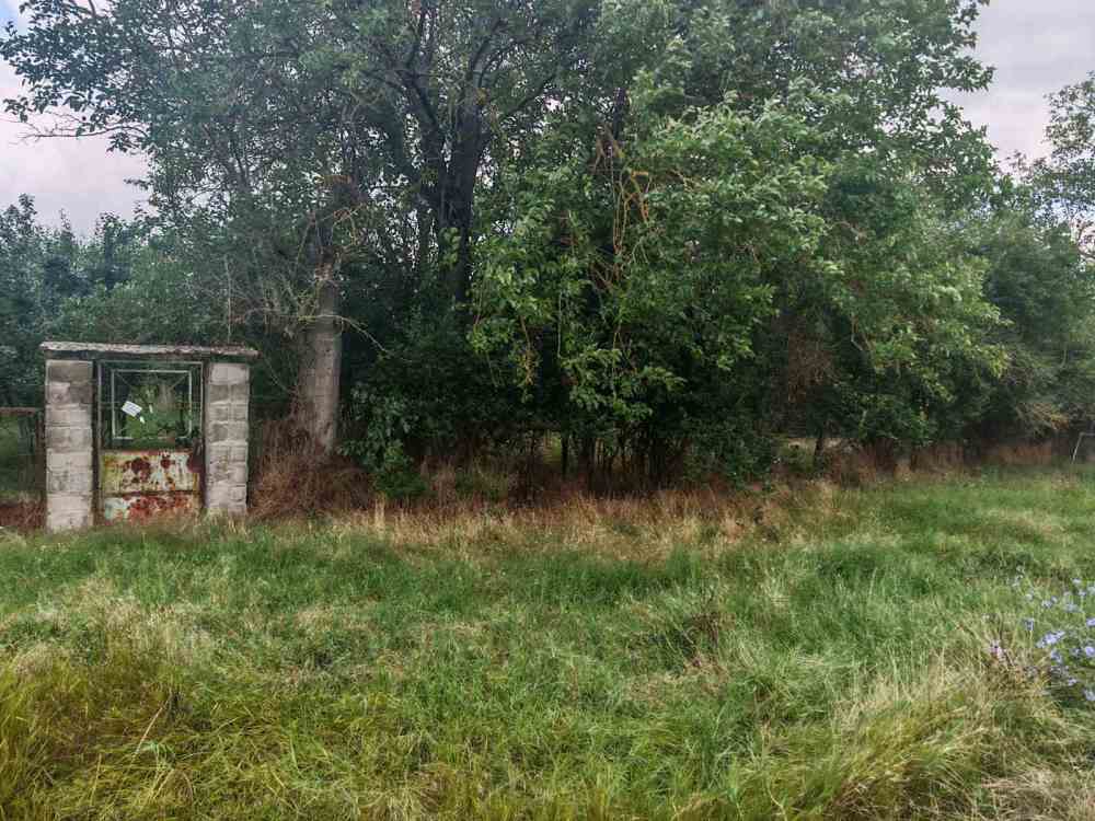 Парцел с къща в Дъбравино, село Дъбравино, общ. Аврен, обл. Варна